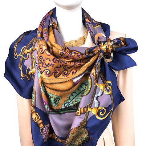 how to wear hermes scarf in summer